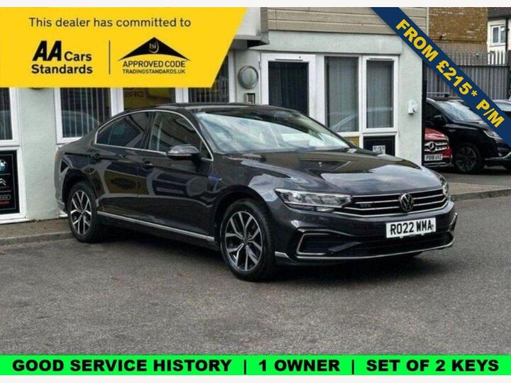 Volkswagen PASSAT 1.4 TSI 13kWh GTE DSG Euro 6 (s/s) 4dr