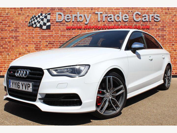Audi S3 2.0 TFSI S Tronic Quattro Euro 6 (s/s) 4dr (Nav)
