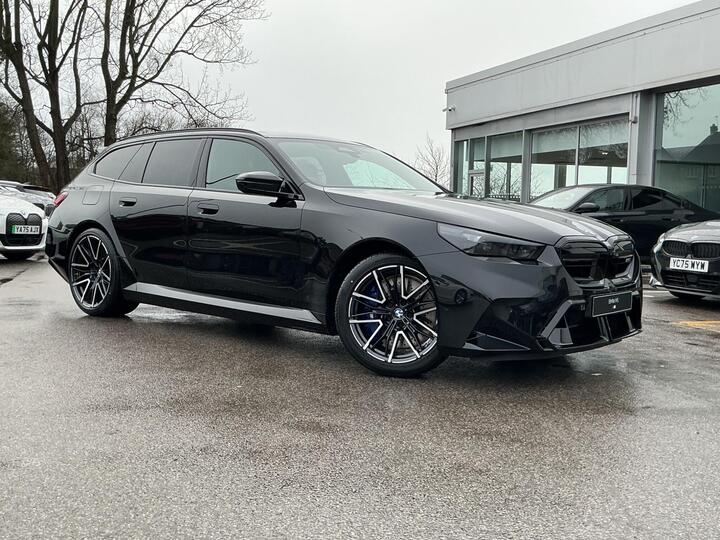 BMW M5 4.4 22.1kWh Touring Steptronic XDrive Euro 6 (s/s) 5dr