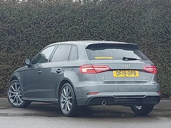 Audi A3 1.6 TDI 30 Black Edition Sportback Euro 6 (s/s) 5dr