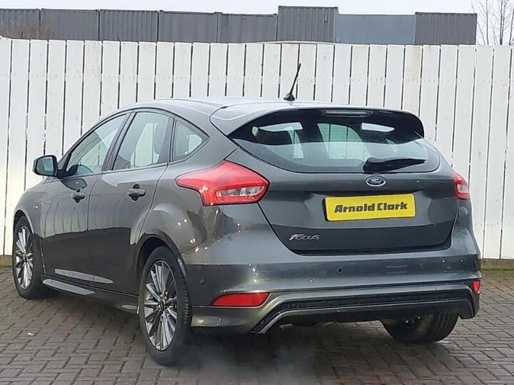 Ford Focus 1.5 TDCi ST-Line Euro 6 (s/s) 5dr