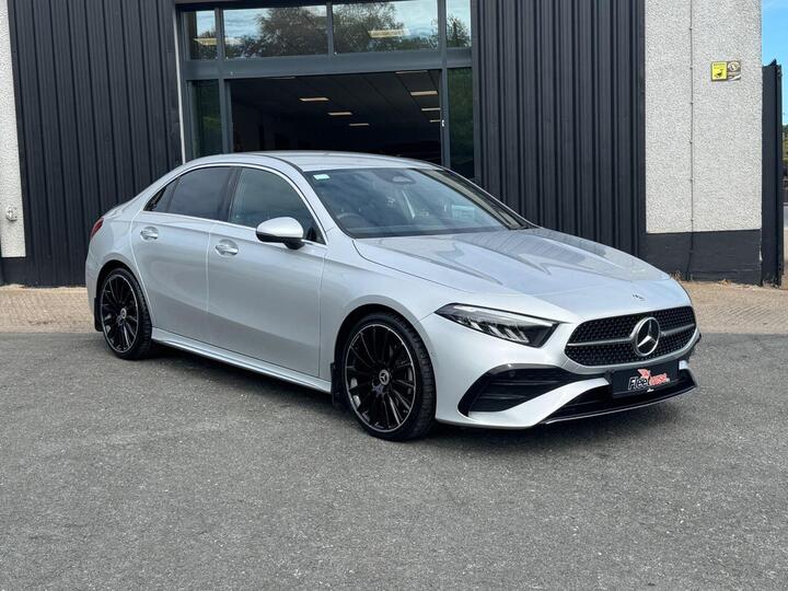 Mercedes-Benz A-CLASS 2.0 A200d AMG Line (Executive) 8G-DCT Euro 6 (s/s) 4dr