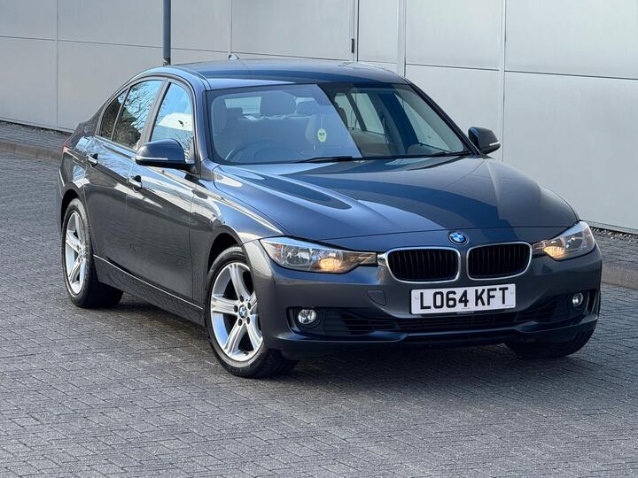 BMW 3 Series 2.0 320i SE Auto XDrive Euro 6 (s/s) 4dr BMW 3 Series 2.0 320i SE Auto XDrive Euro 6 (s/s) 4dr