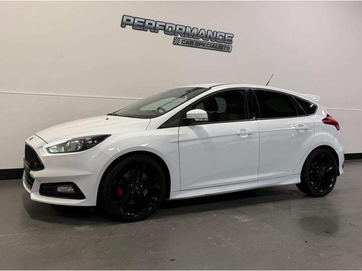 Ford FOCUS 2.0T EcoBoost ST-2 Euro 6 (s/s) 5dr