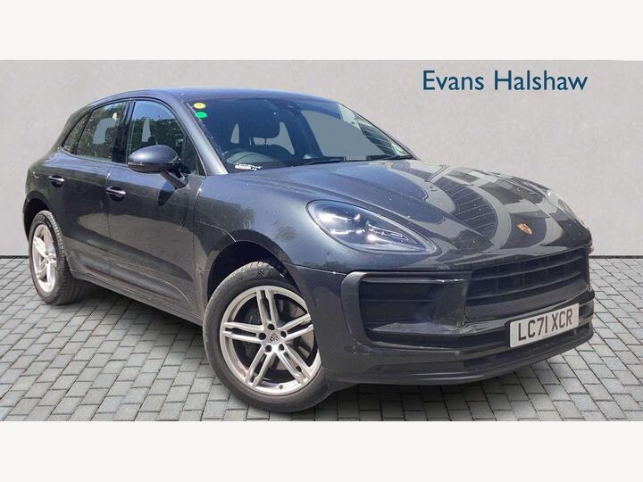 Porsche MACAN ESTATE 2.0T PDK 4WD Euro 6 (s/s) 5dr Porsche MACAN ESTATE 2.0T PDK 4WD Euro 6 (s/s) 5dr