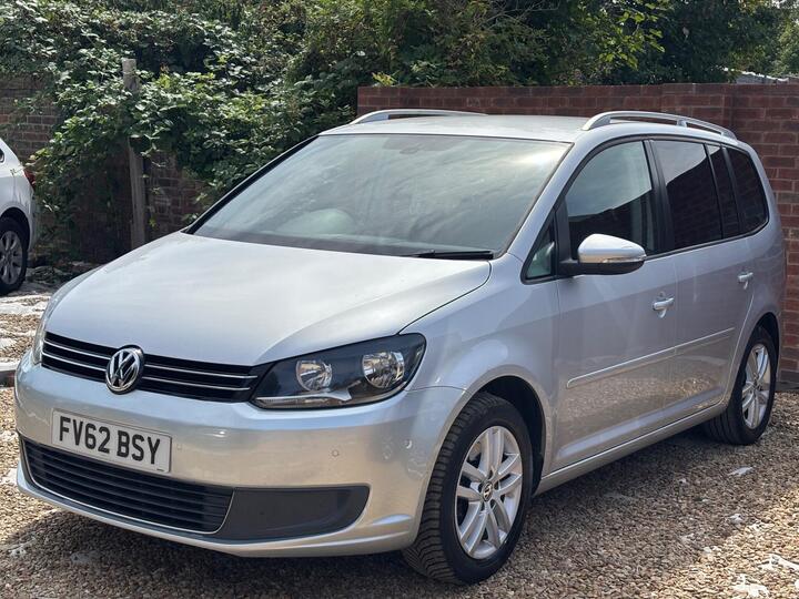 Volkswagen Touran 2.0 TDI SE DSG Euro 5 5dr