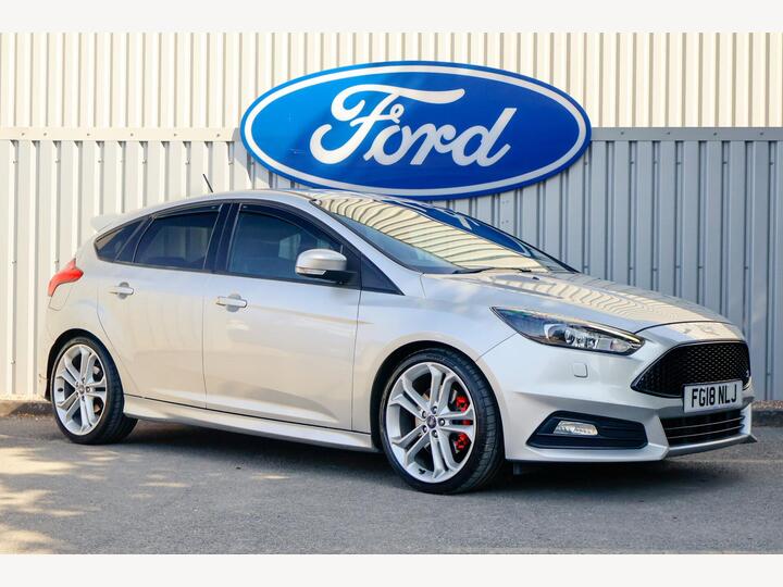 Ford FOCUS 2.0T EcoBoost ST-3 Euro 6 (s/s) 5dr