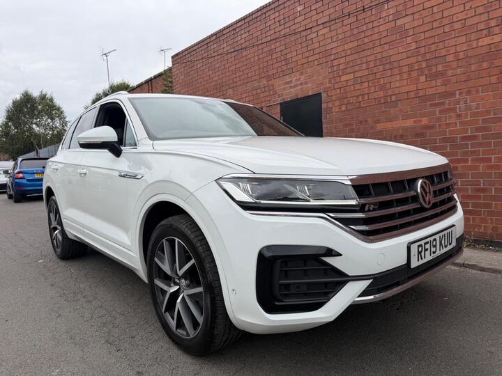 Volkswagen Touareg 3.0 TDI V6 R-Line Tiptronic 4Motion Euro 6 (s/s) 5dr