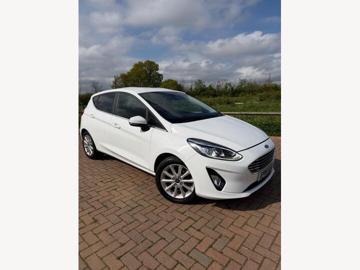 Ford Fiesta 1.0T EcoBoost Titanium Euro 6 (s/s) 5dr