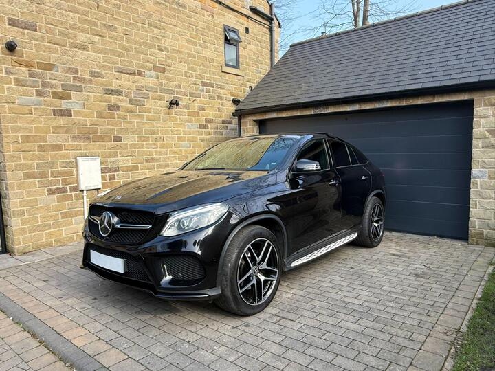 Mercedes-Benz GLE 3.0 GLE350d V6 AMG Line (Premium Plus) Coupe G-Tronic 4MATIC Euro 6 (s/s) 5dr Mercedes-Benz GLE 3.0 GLE350d V6 AMG Line (Premium Plus) Coupe G-Tronic 4MATIC Euro 6 (s/s) 5dr