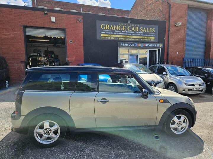 MINI Clubman 1.6 Cooper Euro 4 5dr MINI Clubman 1.6 Cooper Euro 4 5dr