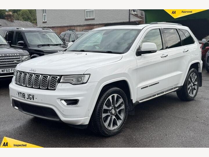 Jeep Grand Cherokee 3.0 V6 CRD Overland SUV 5dr Diesel Auto 4WD Euro 6 (s/s) (250 Ps) Jeep Grand Cherokee 3.0 V6 CRD Overland SUV 5dr Diesel Auto 4WD Euro 6 (s/s) (250 Ps)