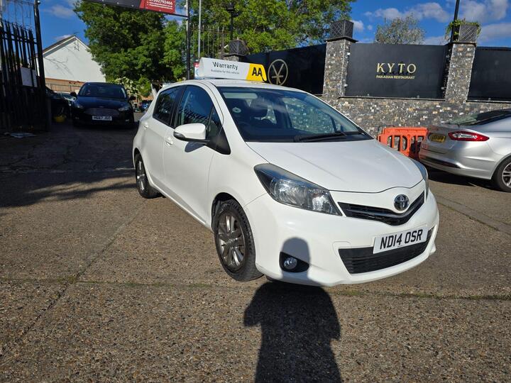Toyota Yaris 1.33 Dual VVT-i Icon Plus Euro 5 5dr
