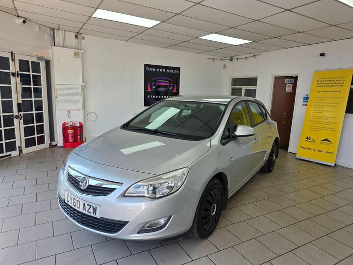 Vauxhall Astra 1.6 16v Exclusiv Euro 5 5dr