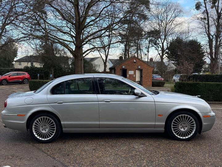 Jaguar S-TYPE 2.7D V6 SE 4dr