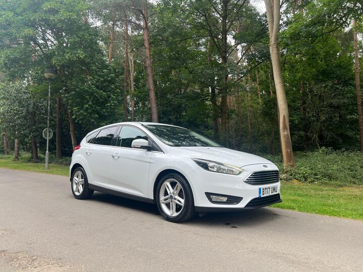 Ford Focus 1.0T EcoBoost Zetec Edition Euro 6 (s/s) 5dr
