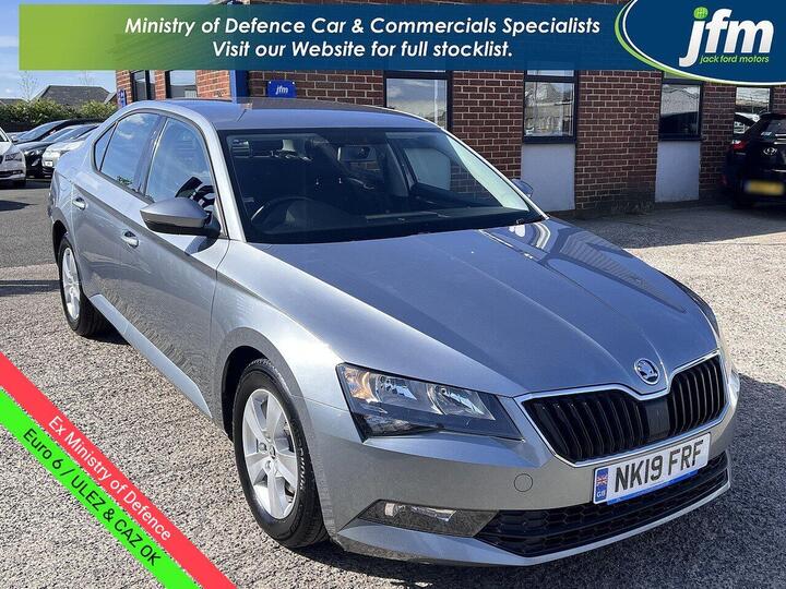 Skoda Superb 2.0 TDI [150] S (Euro 6) 2.0 5dr Hatchback Manual Diesel