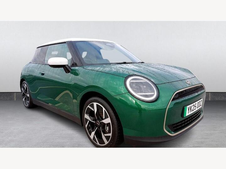 MINI Cooper E 40.7kWh Exclusive Auto 3dr