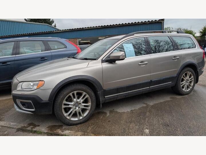 Volvo XC70 2.4 D5 SE Geartronic AWD Euro 5 5dr