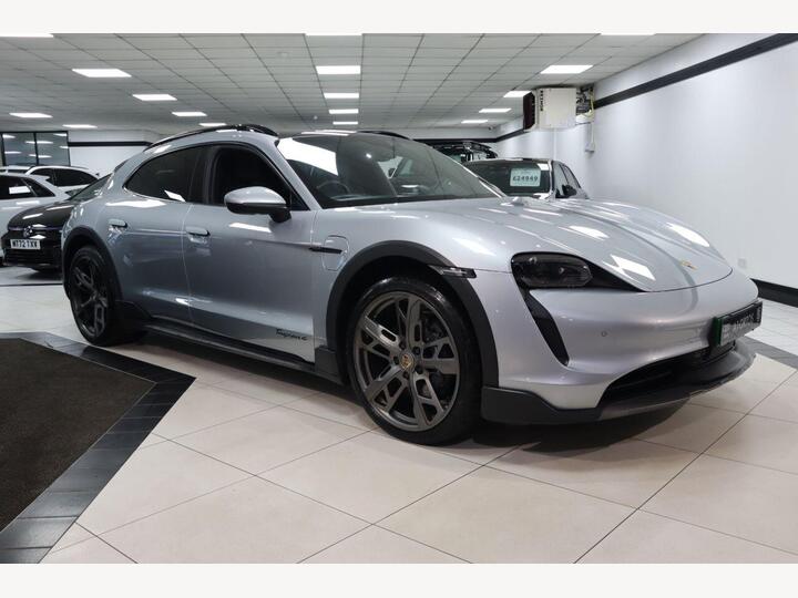 Porsche TAYCAN Performance Plus 93.4kWh 4 Cross Turismo Auto 4WD 5dr (11kW Charger)