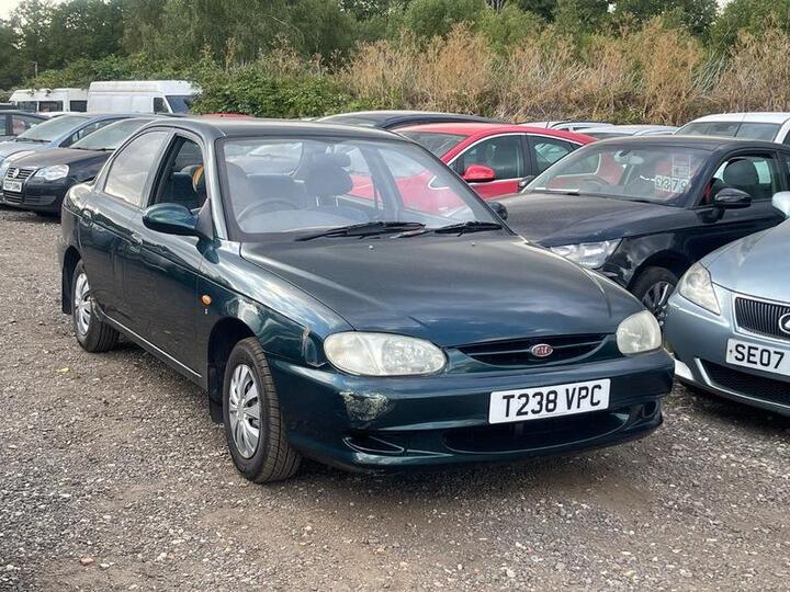 Kia Mentor II 1.5 S 4dr