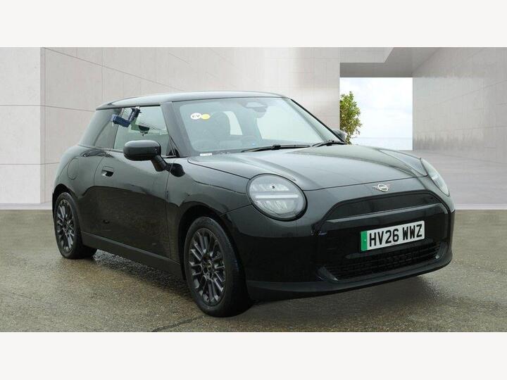 MINI Hatch E 40.7kWh Monochrome Auto 3dr