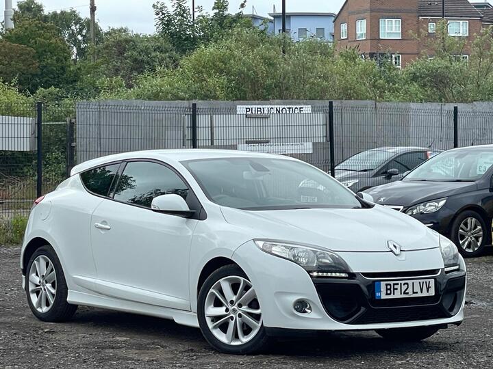 Renault Megane 1.5 DCi Dynamique TomTom Euro 5 3dr Renault Megane 1.5 DCi Dynamique TomTom Euro 5 3dr