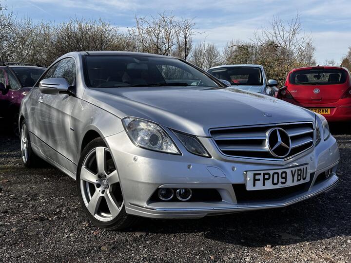 Mercedes-Benz E Class 3.0 E350 CDI V6 BlueEfficiency SE G-Tronic Euro 5 2dr Mercedes-Benz E Class 3.0 E350 CDI V6 BlueEfficiency SE G-Tronic Euro 5 2dr