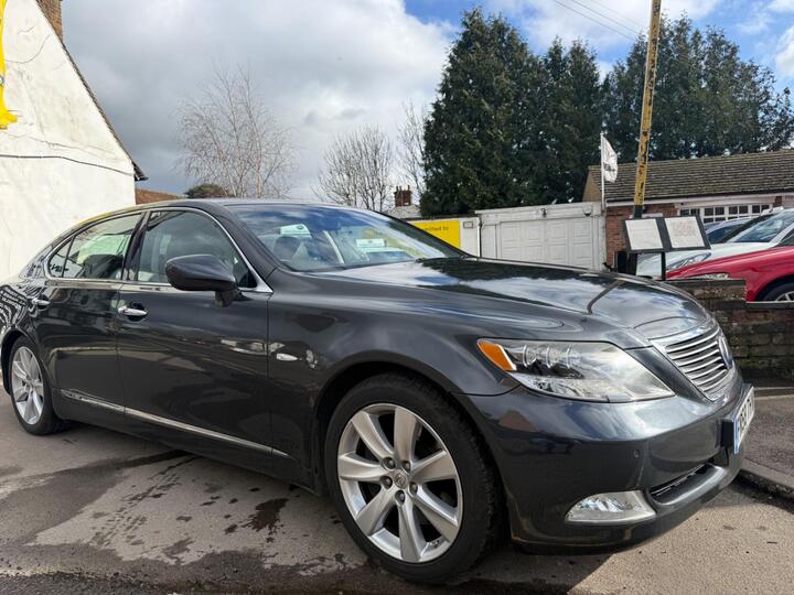 Lexus LS 5.0 600h V8 L CVT 4WD Euro 5 (s/s) 4dr