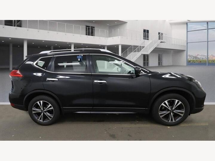 Nissan X-Trail 1.6 DIG-T N-Connecta Euro 6 (s/s) 5dr Nissan X-Trail 1.6 DIG-T N-Connecta Euro 6 (s/s) 5dr