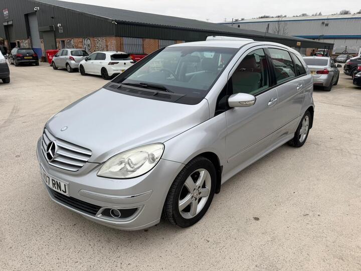 Mercedes-Benz B Class 2.0 B180 SE CVT 5dr