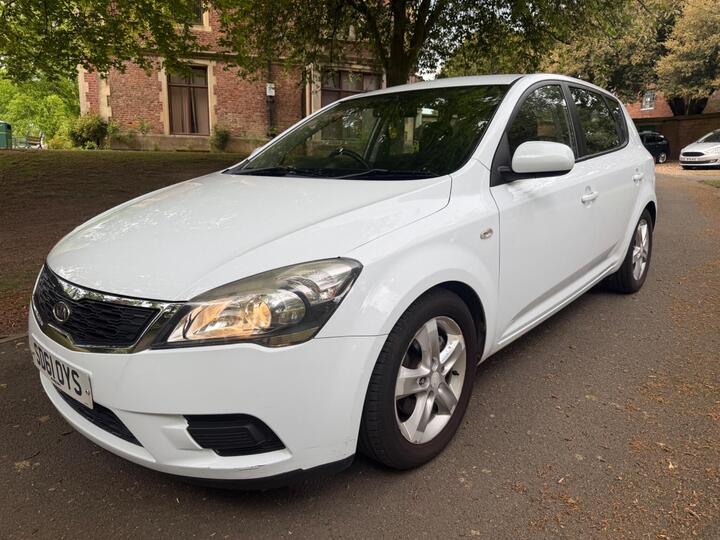 Kia Ceed 1.4 VR-7 Euro 5 5dr