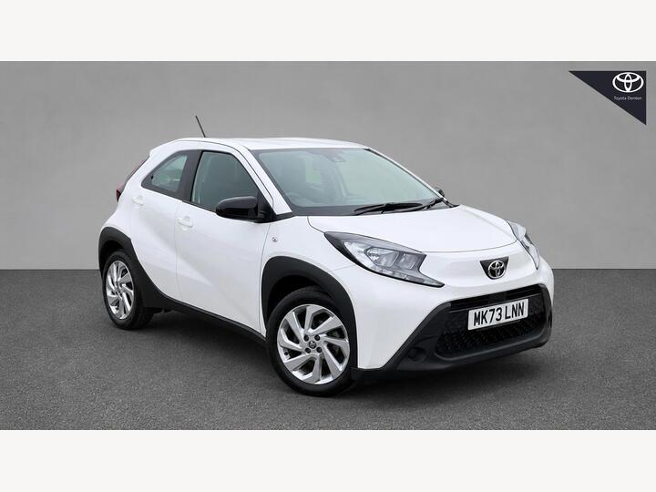 Toyota Aygo X 1.0 VVT-i Pure Euro 6 (s/s) 5dr Toyota Aygo X 1.0 VVT-i Pure Euro 6 (s/s) 5dr