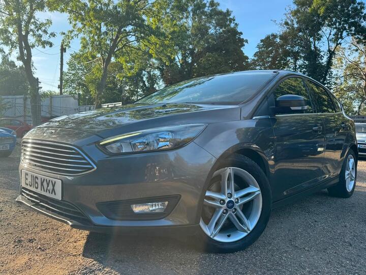 Ford Focus 1.0T EcoBoost Zetec Euro 6 (s/s) 5dr