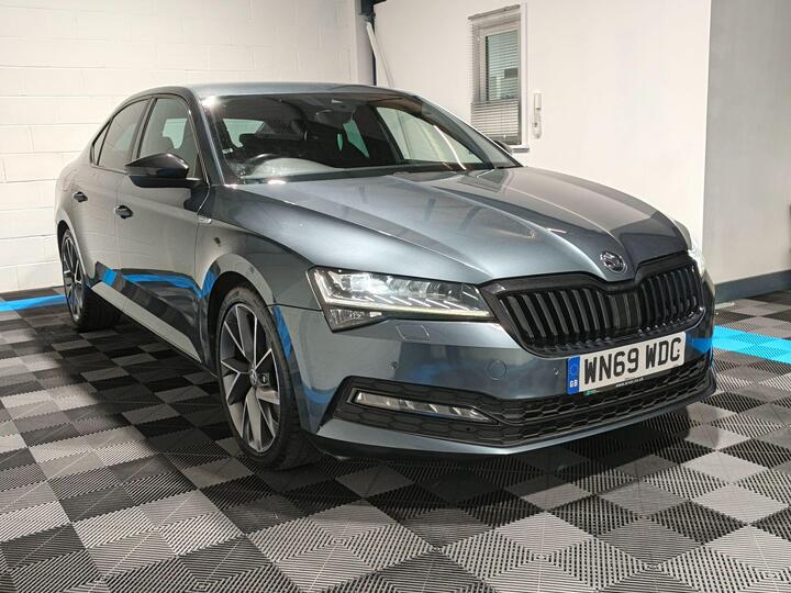 Skoda Superb 1.5 TSI ACT SportLine Plus DSG Euro 6 (s/s) 5dr Skoda Superb 1.5 TSI ACT SportLine Plus DSG Euro 6 (s/s) 5dr