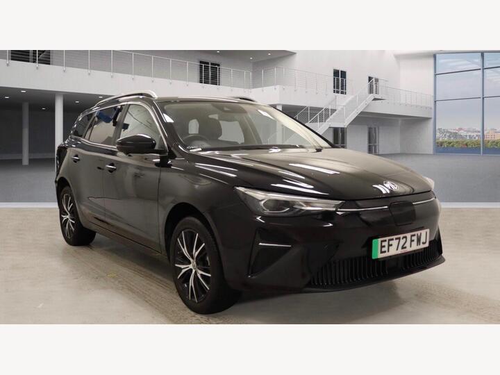 MG MG5 61.1kWh Trophy Long Range Auto 5dr