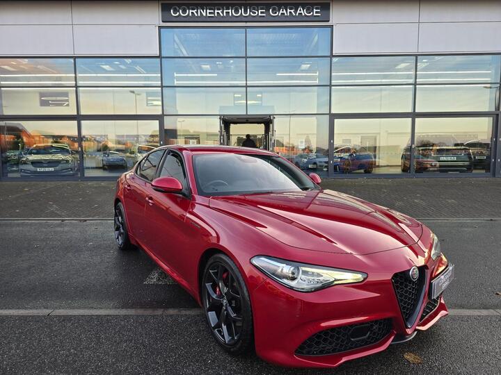 Alfa Romeo Giulia 2.0T Veloce Auto Euro 6 (s/s) 4dr