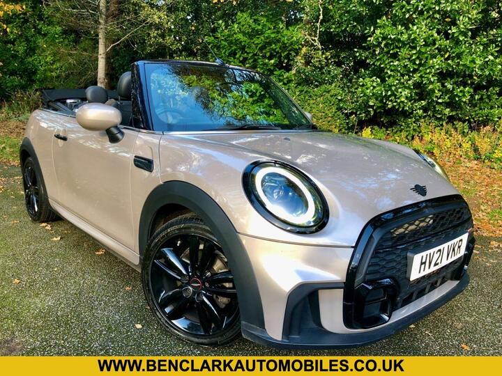 MINI CONVERTIBLE 1.5 Cooper Sport Steptronic Euro 6 (s/s) 2dr