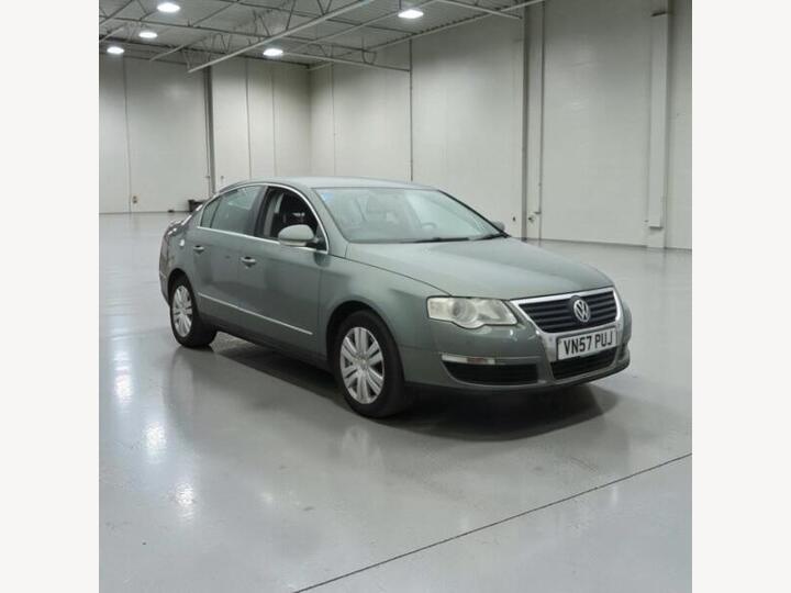Volkswagen Passat 2.0 TDI SE Euro 4 4dr