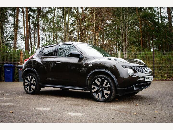 Nissan JUKE 1.6 N-tec CVT Euro 5 5dr Nissan JUKE 1.6 N-tec CVT Euro 5 5dr