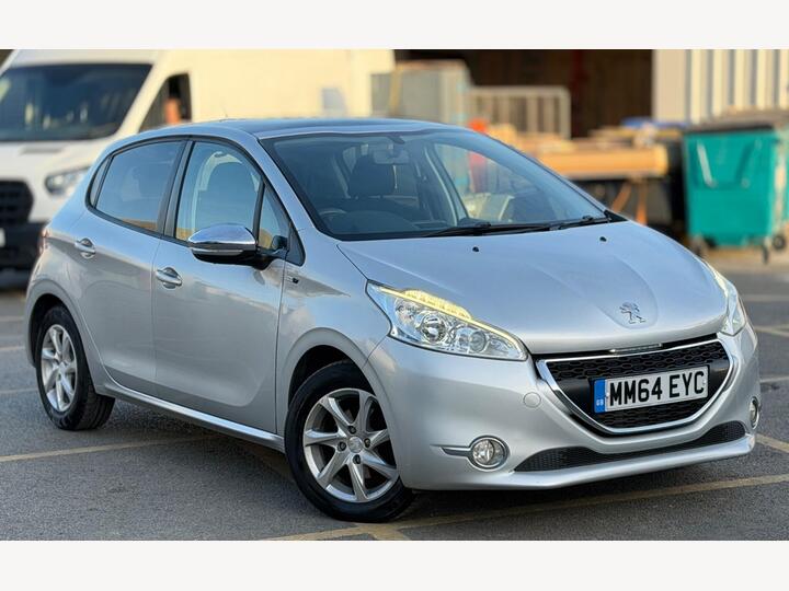 Peugeot 208 1.2 VTi PureTech Style Euro 6 5dr