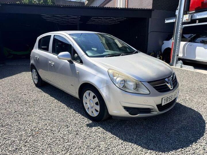 Vauxhall Corsa 1.2i 16v Club 5dr