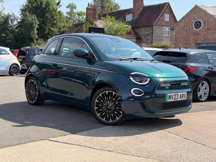 Fiat 500e 42kWh La Prima Auto 3dr