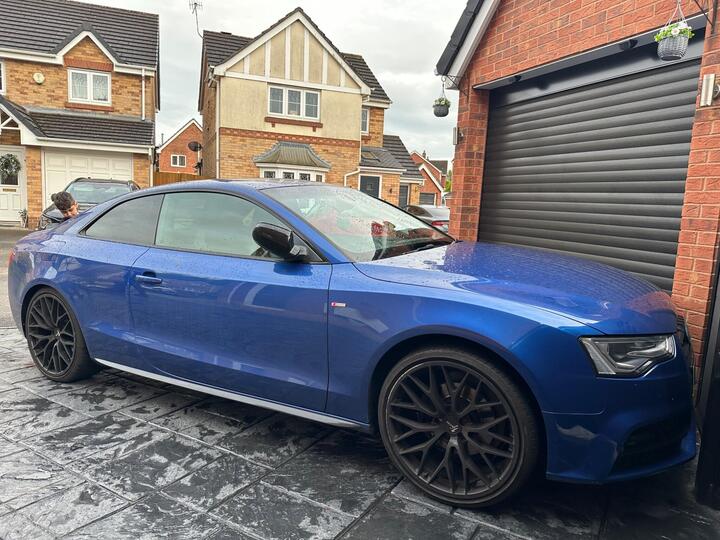 Audi A5 2.0 TDI Black Edition Plus S Tronic Quattro Euro 5 (s/s) 2dr