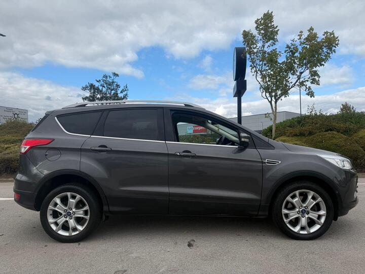 Ford Kuga 2.0 TDCi Titanium 2WD Euro 6 (s/s) 5dr