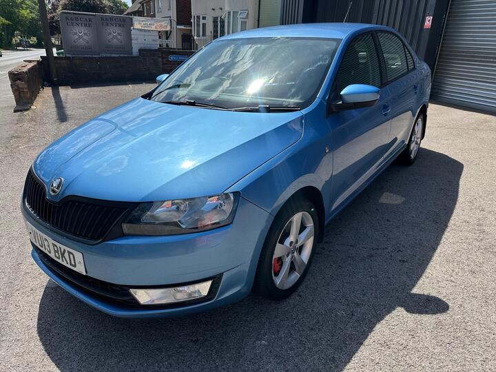 Skoda Rapid 1.6 TDI Elegance Euro 5 5dr
