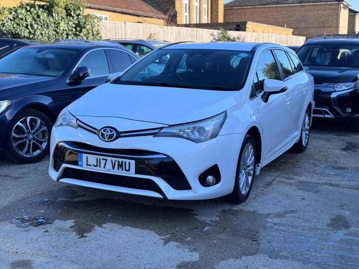 Toyota Avensis 1.6 D-4D Business Edition Touring Sports Euro 6 (s/s) 5dr Toyota Avensis 1.6 D-4D Business Edition Touring Sports Euro 6 (s/s) 5dr