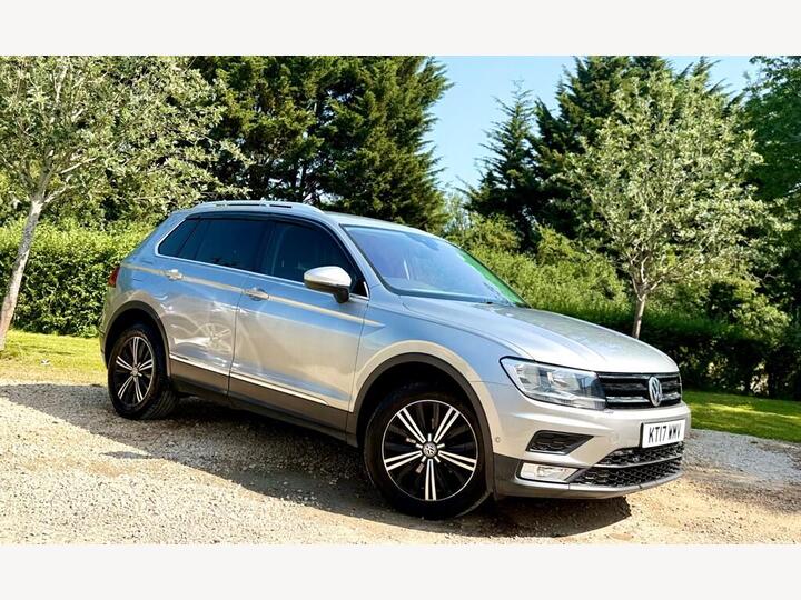 Volkswagen Tiguan 2.0 TDI BlueMotion Tech SE Navigation DSG 4Motion Euro 6 (s/s) 5dr