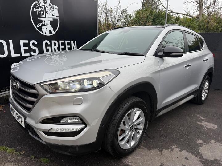 Hyundai TUCSON 1.7 CRDi Blue Drive Premium SE DCT Euro 6 (s/s) 5dr Hyundai TUCSON 1.7 CRDi Blue Drive Premium SE DCT Euro 6 (s/s) 5dr