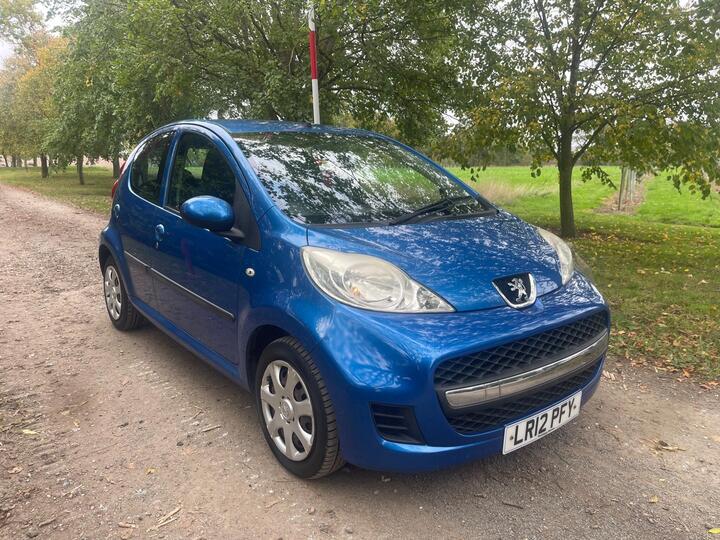 Peugeot 107 1.0 12V Urban Euro 5 5dr